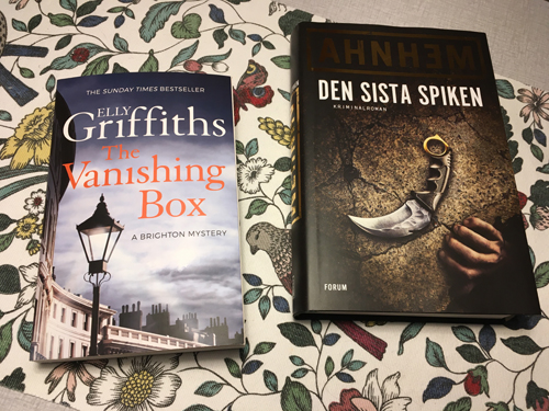 Böckerna The Vanishing Box och Den sista spiken