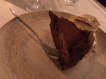 Chokladtårta med grädde Granhof