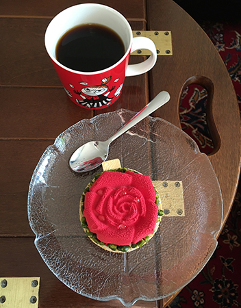 Alla hjärtansbakelse och kaffe