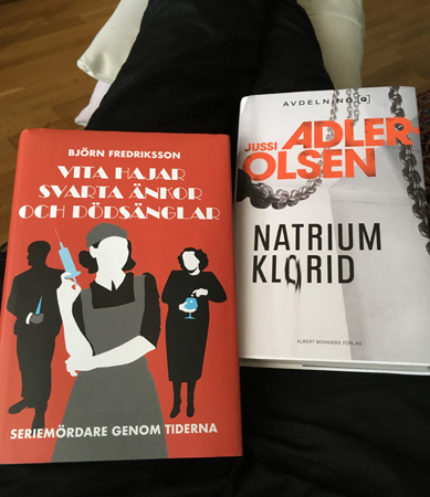 Böckerna Vita hajar och Natriumklorid