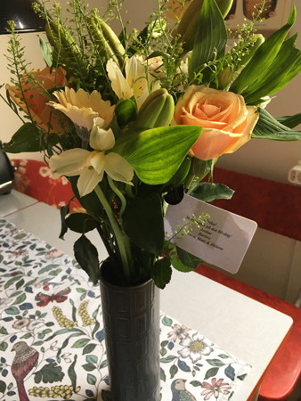 Blommor fr mammakusinen B och hennes barn