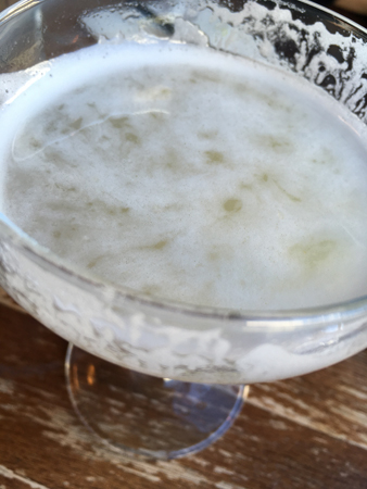 Provar en påskdrink Kitchen and Table