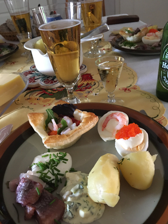 Påskdagsmiddag hos Annas snälla mamma