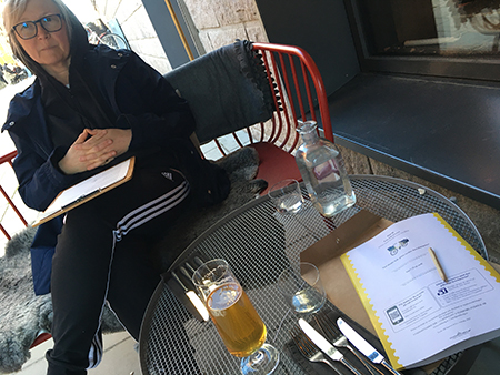 Anna och en öl på K5