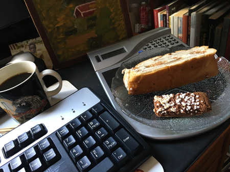 Första majfika vid datorn