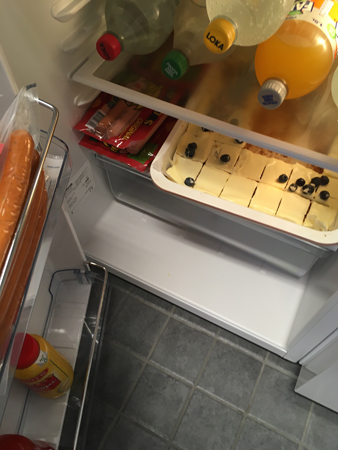 Förtäring morotskaka läsk korv