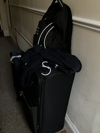 Packade väskor hos L o J 22 juni 22