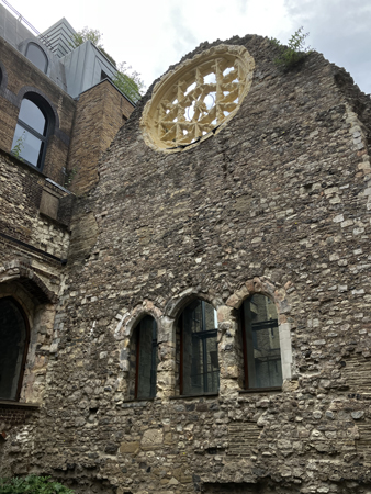 Ruin på södra sidan Themsen