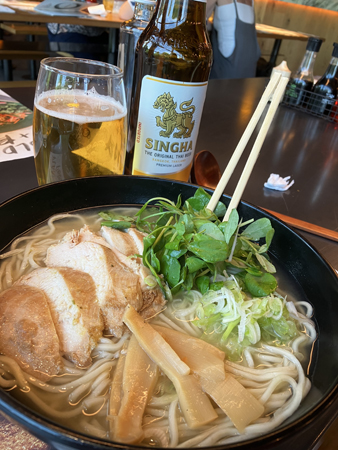 Kycklingrahmen med Singha hos Wagamama
