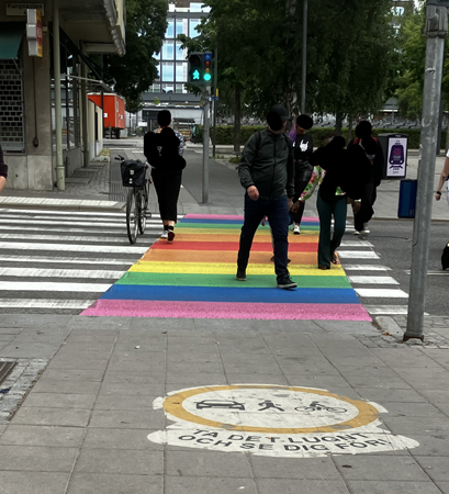Regnbågsövergångsställe Kungsgatan