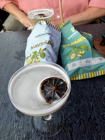 Rom o fläderdrink o chips K o T