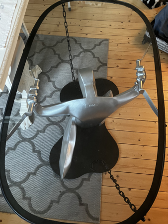 Finske Pinnens underreda till glasbord