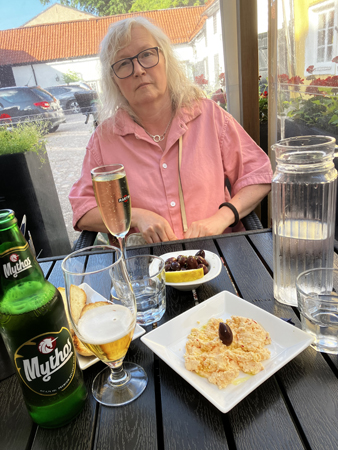 Anna och förrätter på Costas