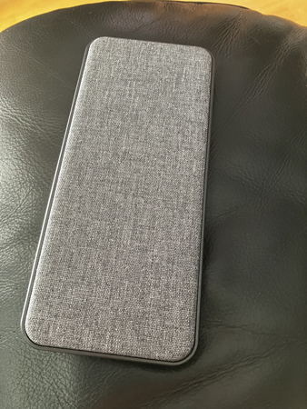 Grå powerbank till mig