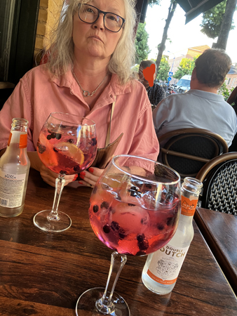 Anna mobilen o GT på Churchill Arms