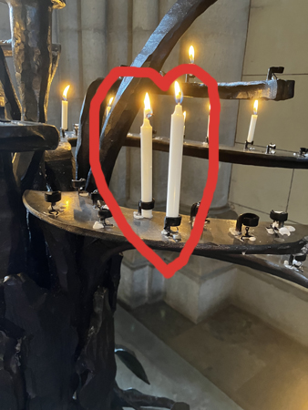 Ljus för pappa och mamma i Domkyrkan 24 juli 22