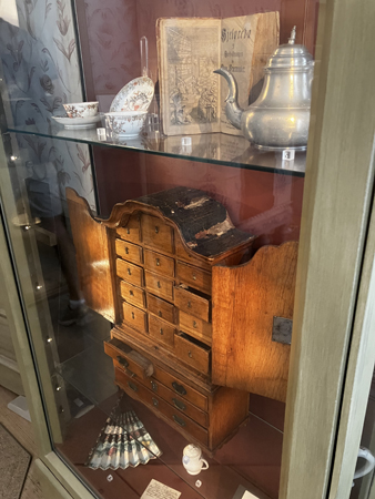 Monter i Linnés hus 19 juli 22