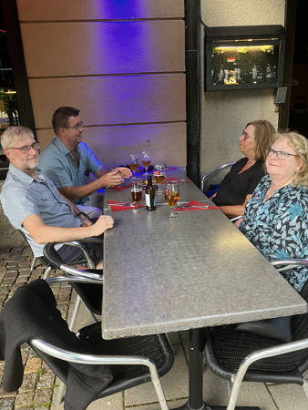 Årets middagsgäng A och A, M och M