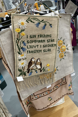 I sin fägring sommarn står bonad på Hjärta till hjärta