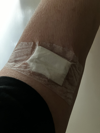 Plåster i armvecket