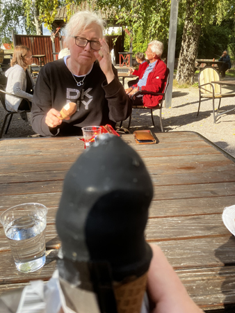 Anna o jag äter glass Ulva kvarn