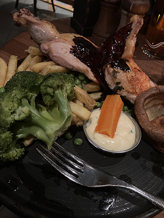 Kyckling på Churchill Arms