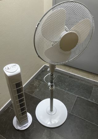 Golvfläktar upp på vinden