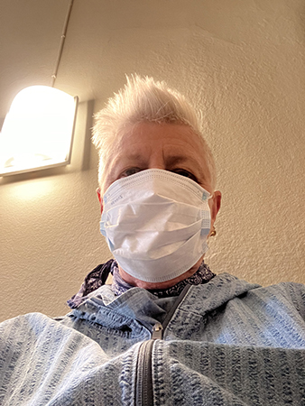 Selfie med munskydd