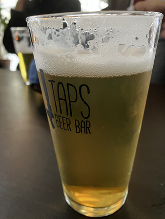 Första ölen på Taps aw med UIT