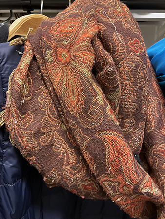 Mammas tegelfärgade sjal