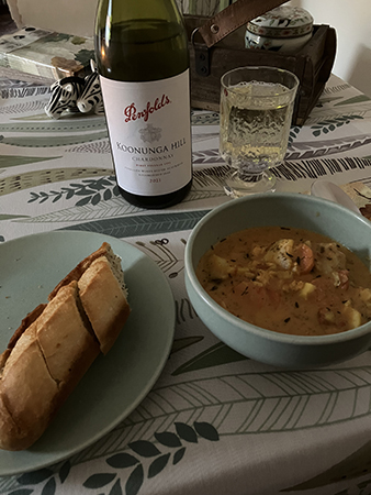 Gotländsk fisksoppa och Koonunga Hill Chardonnay 2021