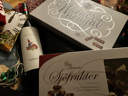 Barolovin och chokladaskar