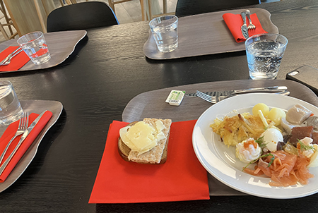 Julbordslunch i Segisrestaurangen