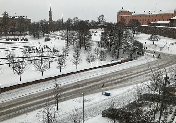 Vinter utanför jobbfönstret