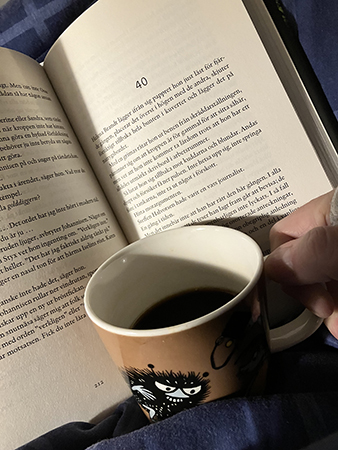Morgonläsning kapitel 40 o kaffe på sängen