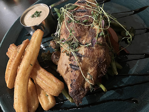 Kyckling och chillipommes