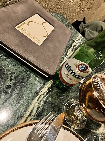 Meny och Almazaöl på Byblos