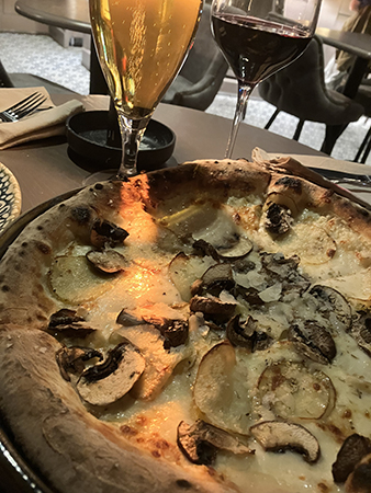 Pizza funghi på Tegel