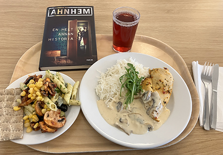 Kycklinglunch med Ahnhemboken En helt annan historia