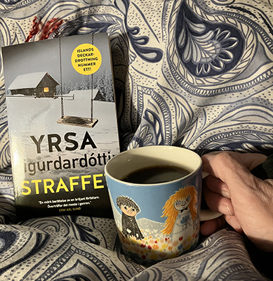 Boken Straffet och kaffe på sängen