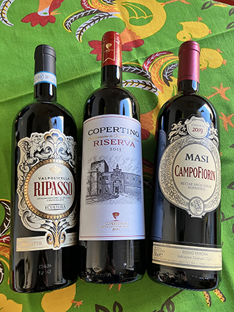 Tre röda italienska viner Valpolicella Ripasso Copertino Riserva Masi Campofiorin