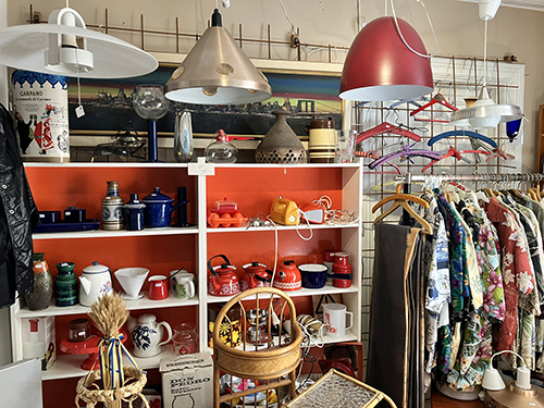 Inne i Nora diversehandel