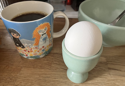 Kaffe och kokt ägg