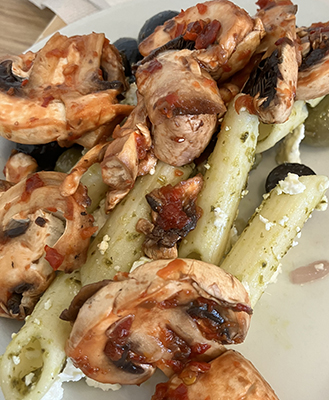 Svamp oliver o pasta med fetaost