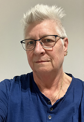 Selfie med försök till leende