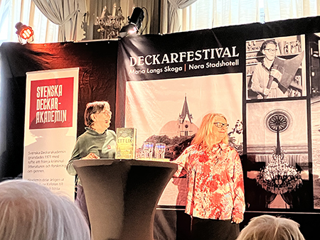 Marie Peterson och Carin Hjulström pratar mys eller blod