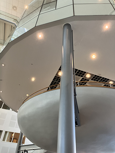 Laborativa lärosalen Blåsenhus underifrån