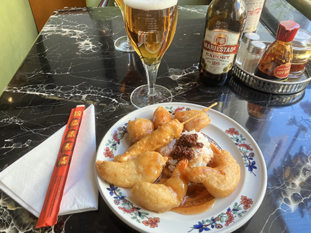 Kinamat och en Mariestadöl