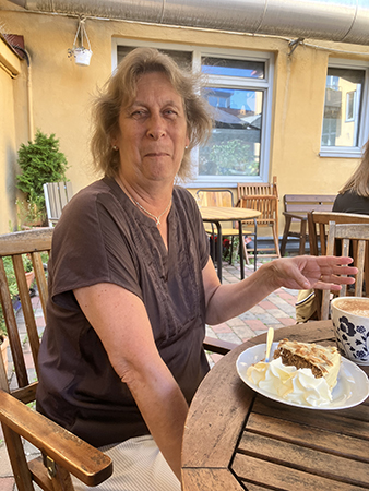 Vännen FEM fikar på Storkens uteservering