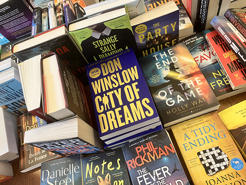 Böcker på English Bookshop